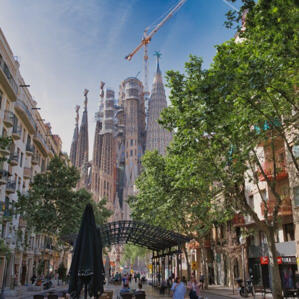 Barcelona, Photo by Yu on Unsplash